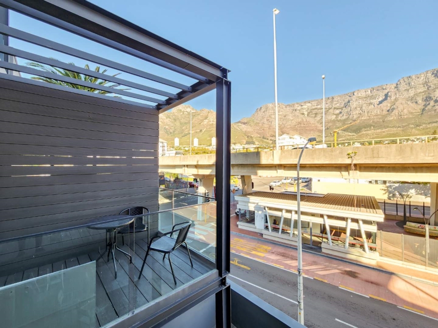 2 Bedroom Property for Sale in Gardens Western Cape